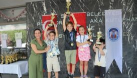 Efes Selçuk'ta Satranç Coşkusu: 59 Sporcu Kıyasıya Mücadele Etti